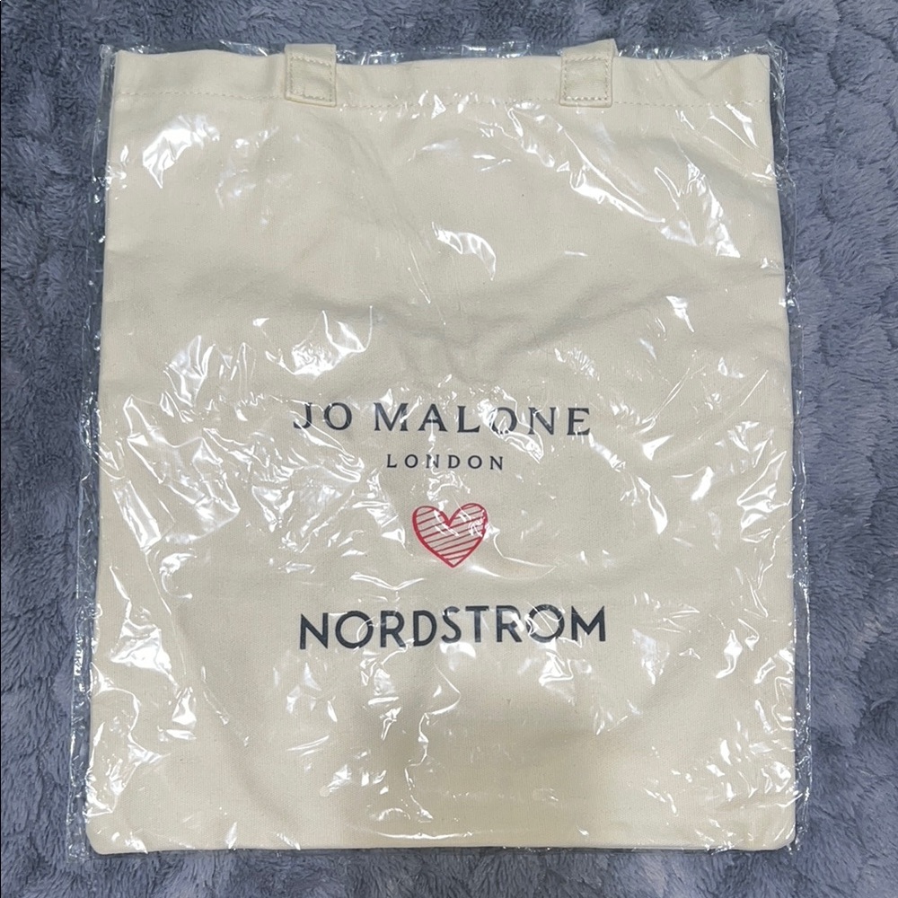 Jo Malone London x Nordstrom Cream Tote with Red Heart Accent NEW